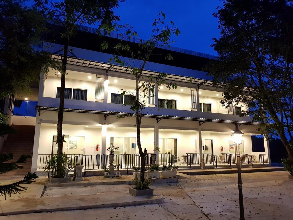 The Cube Resort Csanthaburi Kültér fotó